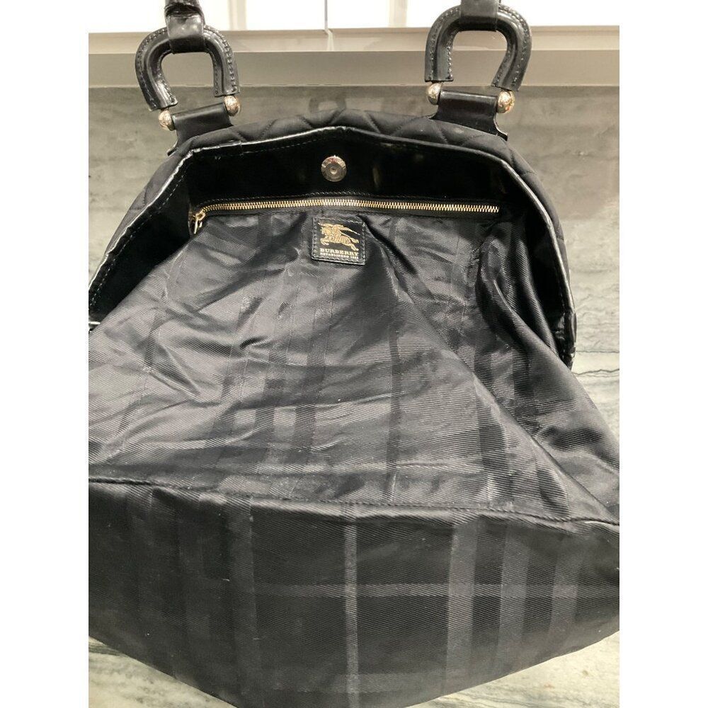 Burberry Quilted‎ Tote Bag In Black With Leather Trim - Picture 12 of 13